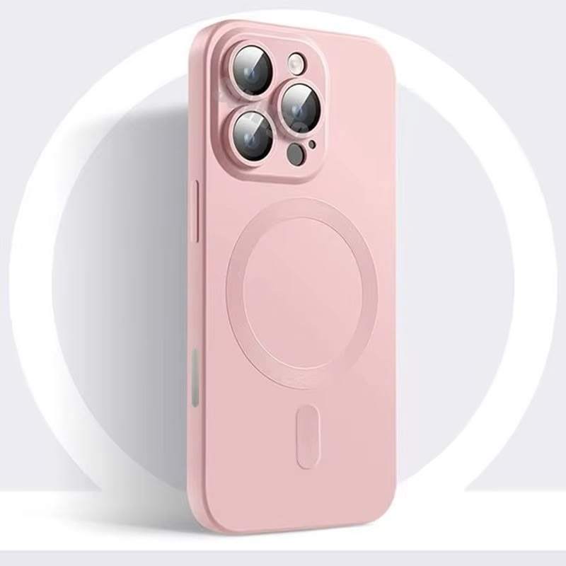 Magnetisk ladeetui i mykt silikon med linsebeskytter for iPhone 15 Plus.